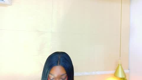 Catalina online show from 11-19-25, 09:15