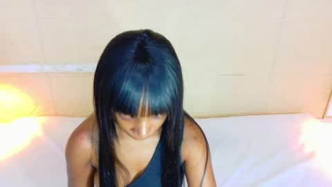 Snapshot of shamira_moore chatting on 05-19-26, 08:37 Catalina online show from 05-19-26, 08:37