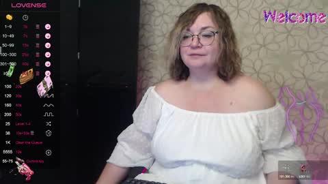 Snapshot of shamrock_069 chatting on 02-11-25, 02:14 shamrock_069 online show from 02-11-25, 02:14