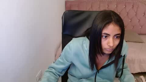 Snapshot of shaneelle chatting on 02-25-25, 09:20 shanelle online show from 02-25-25, 09:20