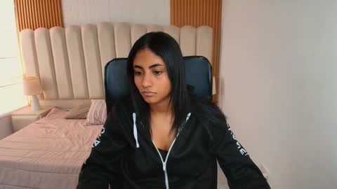 Snapshot of shaneelle chatting on 02-21-26, 03:24 shanelle online show from 02-21-26, 03:24