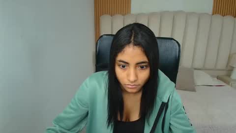 Snapshot of shaneelle chatting on 03-06-26, 03:25 shanelle online show from 03-06-26, 03:25