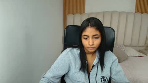 Snapshot of shaneelle chatting on 03-07-26, 03:14 shanelle online show from 03-07-26, 03:14