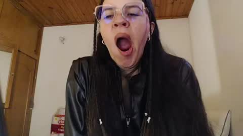 shanel_lozano online show from 06-20-26, 05:05