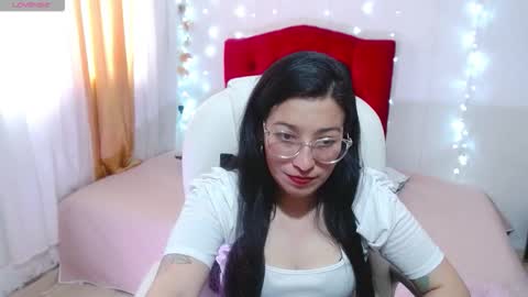 Snapshot of shanel_passion chatting on 09-18-25, 07:27 Shanel online show from 09-18-25, 07:27