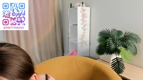 me name is Mia online show from 03-04-26, 07:20