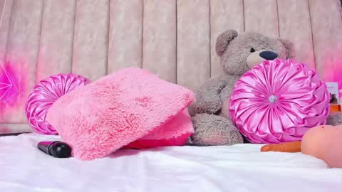 Shanel online show from 12-11-24, 04:20