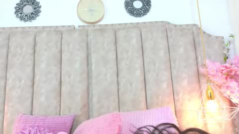 Shanel online show from 09-09-25, 01:32