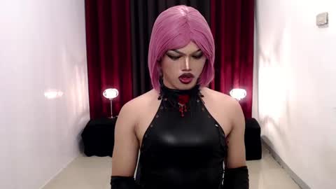 Snapshot of shanex01 chatting on 12-08-24, 06:28 Shane X online show from 12-08-24, 06:28