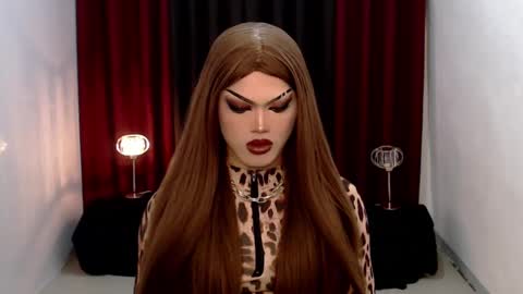 Snapshot of shanex01 chatting on 01-22-25, 11:56 Shane X online show from 01-22-25, 11:56