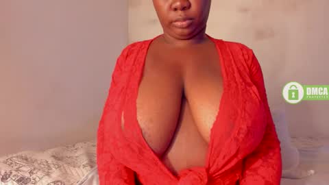 Snapshot of shaniblack chatting on 12-05-25, 01:20 Danna online show from 12-05-25, 01:20