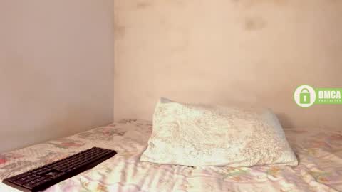 Danna online show from 05-13-26, 09:44