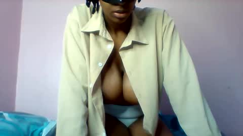 Snapshot of shanizzz chatting on 03-04-26, 06:58 shanizz online show from 03-04-26, 06:58