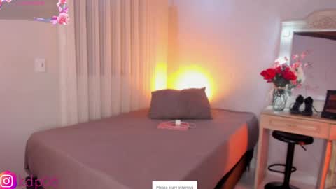 Snapshot of shannol_ryan chatting on 06-29-26, 12:17 Shannol online show from 06-29-26, 12:17