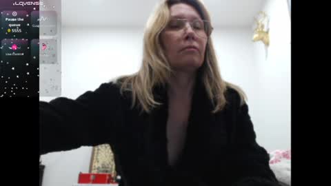 Shannon07 online show from 06-21-26, 01:08