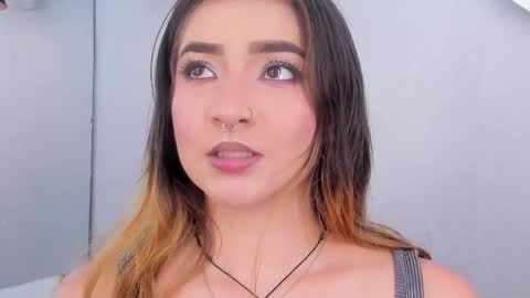 Shanntal  online show from 09-26-25, 08:35