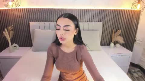 SHANON online show from 11-26-25, 07:15