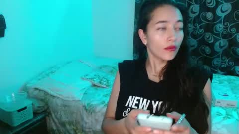 Snapshot of shantal_d03 chatting on 01-20-25, 12:36 shantal_d03 online show from 01-20-25, 12:36