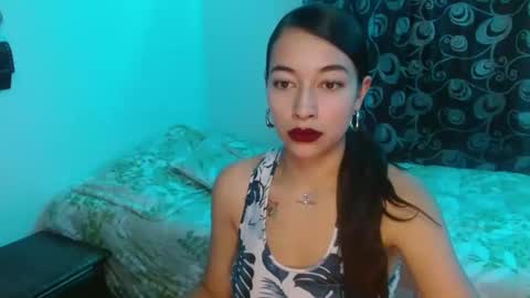 Snapshot of shantal_d03 chatting on 01-31-25, 01:33 shantal_d03 online show from 01-31-25, 01:33