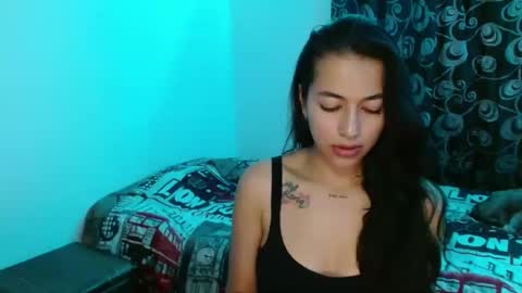 Snapshot of shantal_d03 chatting on 02-21-25, 04:18 shantal_d03 online show from 02-21-25, 04:18