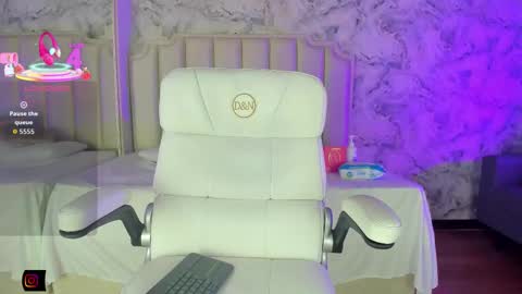 Shantal online show from 01-12-26, 10:42