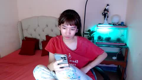 Snapshot of shantalfoxxy chatting on 01-28-25, 06:16 SHANTA FOX s online show from 01-28-25, 06:16