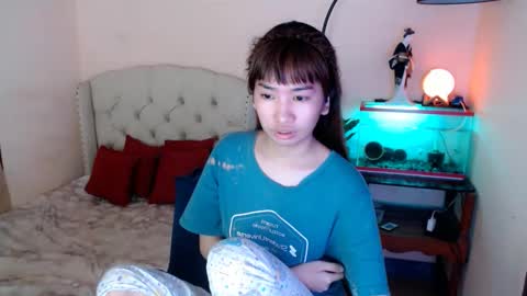 Snapshot of shantalfoxxy chatting on 02-24-25, 01:24 SHANTA FOX s online show from 02-24-25, 01:24