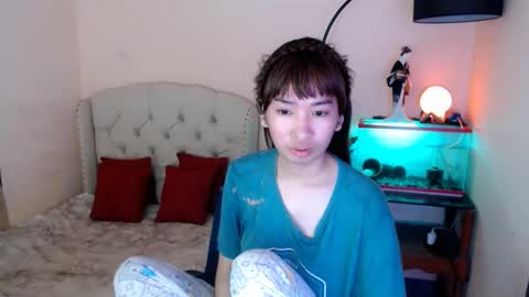 Snapshot of shantalfoxxy chatting on 02-25-25, 01:41 SHANTA FOX s online show from 02-25-25, 01:41
