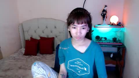 Snapshot of shantalfoxxy chatting on 02-25-25, 09:31 SHANTA FOX s online show from 02-25-25, 09:31
