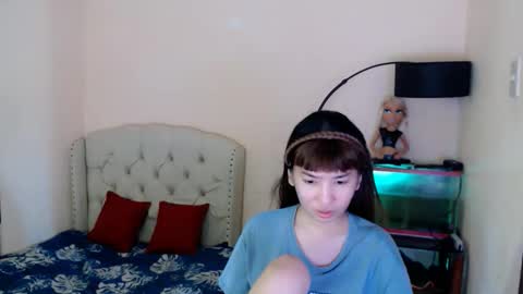 SHANTA FOX  s online show from 05-01-26, 01:54