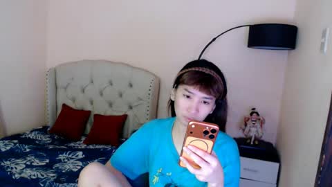 SHANTA FOX  s online show from 06-20-26, 12:03