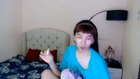 SHANTA FOX  s online show from 07-24-26, 01:25