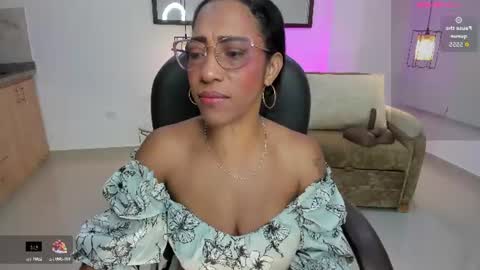 Shantall wills online show from 06-12-26, 10:47