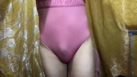 Snapshot of shantallee chatting on 07-25-26, 02:47 shantallee online show from 07-25-26, 02:47