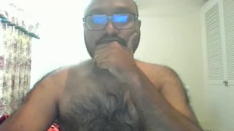 Snapshot of shanto987 chatting on 05-20-26, 04:40 shanto987 online show from 05-20-26, 04:40