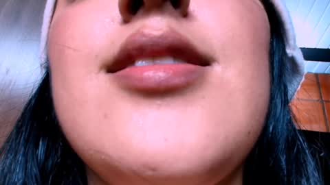 Snapshot of sharain chatting on 12-26-24, 09:47 My real name is bella Much Gust online show from 12-26-24, 09:47