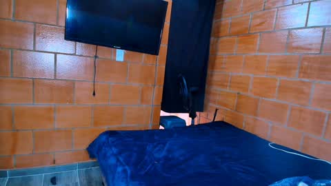 Snapshot of sharain chatting on 12-27-24, 10:16 My real name is bella Much Gust online show from 12-27-24, 10:16