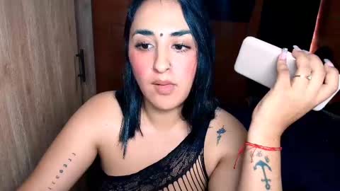 Snapshot of sharain chatting on 02-26-25, 07:38 My real name is bella Much Gust online show from 02-26-25, 07:38