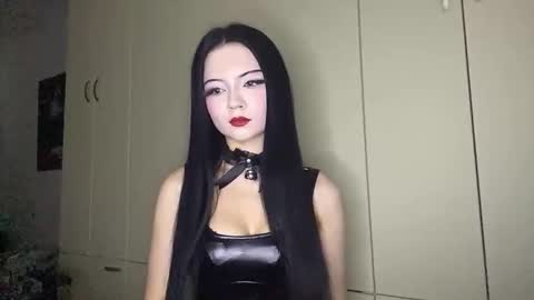 sharelgilvin online show from 11-10-25, 03:44