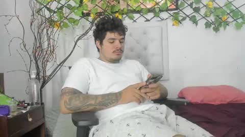 jhon deibyd online show from 10-08-25, 02:58