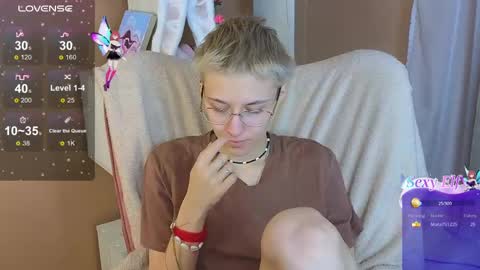 Sharli online show from 02-23-25, 03:18