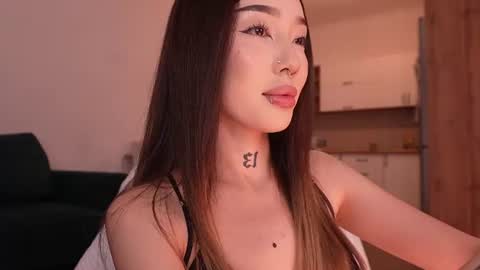 Snapshot of sharlin_13 chatting on 07-04-26, 11:49 Sharlin online show from 07-04-26, 11:49