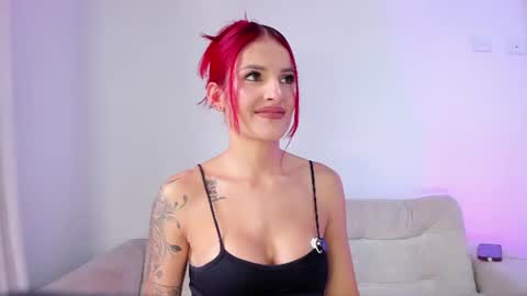 Hi fiends ---- I usually start online from Monday to Friday from 1000 am Saturdays and Sundays at 600 am Colombia time online show from 06-26-26, 08:02