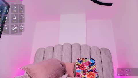 Snapshot of sharlott_kiss chatting on 02-16-26, 03:02 Sharlott online show from 02-16-26, 03:02