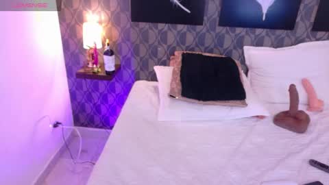 Sharom  online show from 02-20-25, 06:13