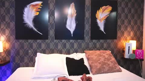 Sharom  online show from 04-25-26, 07:22