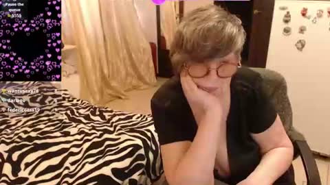 Helena online show from 06-28-26, 03:40