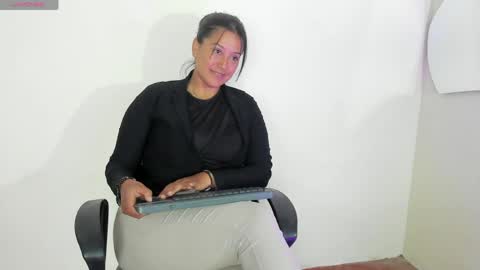 Snapshot of sharoncute16 chatting on 04-08-26, 03:56 sharoncute16 online show from 04-08-26, 03:56