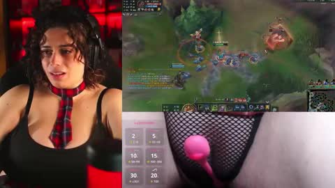 Snapshot of sharonurb3x chatting on 03-10-26, 09:53 sharonurb3x online show from 03-10-26, 09:53