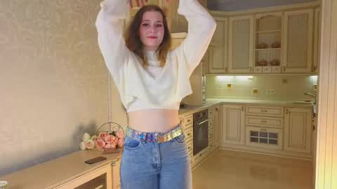 Alexandra online show from 11-23-25, 04:23